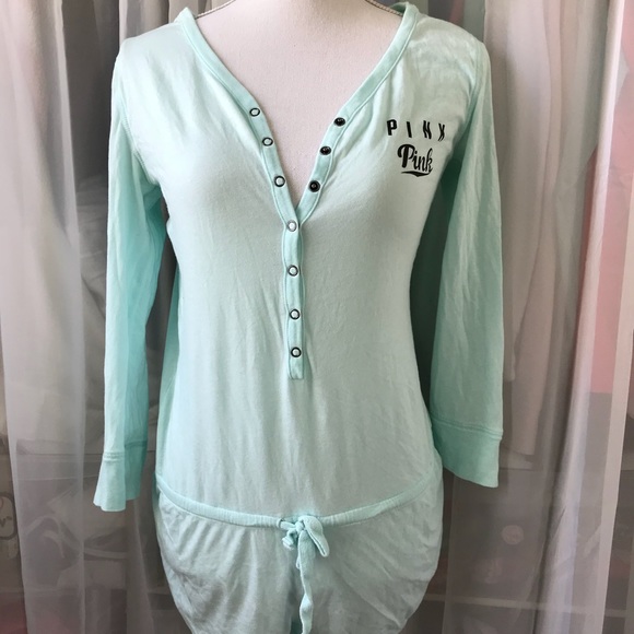 PINK Victoria's Secret Other - 🌙Pink Sleep Romper🌙